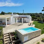 Villa Casa Isabel No Campo Com Piscina - Da